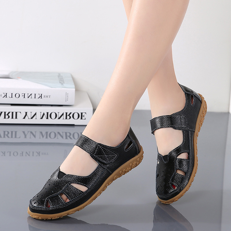 Spring and summer new women's sandals large hollow women's shoes hole shoes mother's shoes women's single shoes breathable nurse's small white shoes
