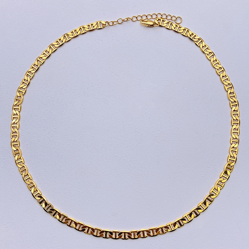 Niche design day chain clavicle necklace 2025 new female European and American fashion personality brass plating 18K gold