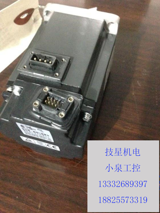 PLA0825B24H-5 风扇全新安川伺服电机SGMPH-02A1A-YR21  保修一年