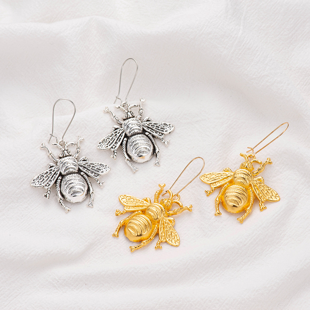 New Ear Jewelry Alloy Retro Insect Bee Earrings Wholesale Nihaojewelry display picture 7