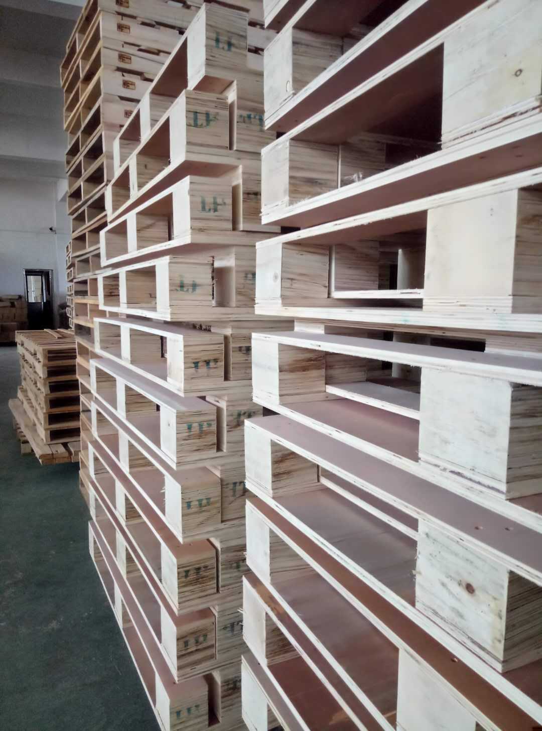 美式卡板 美式托盘 托盘出口 胶合卡板 胶合托盘 免熏蒸托盘