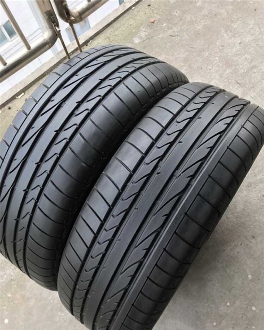 Used Bridgestone explosion-proof tire 235/55 R 19 255/45R20 Mercedes GLC300/GLC260