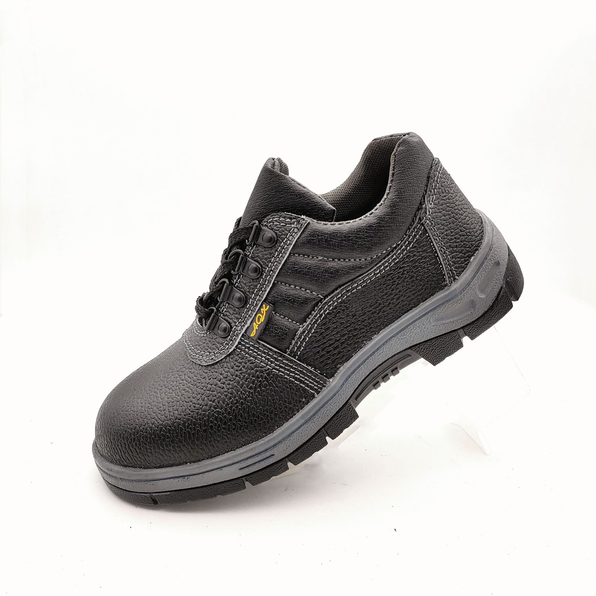 昊骏诚897低帮牛皮防砸防刺工作鞋耐高温安全鞋足部防护耐磨防滑