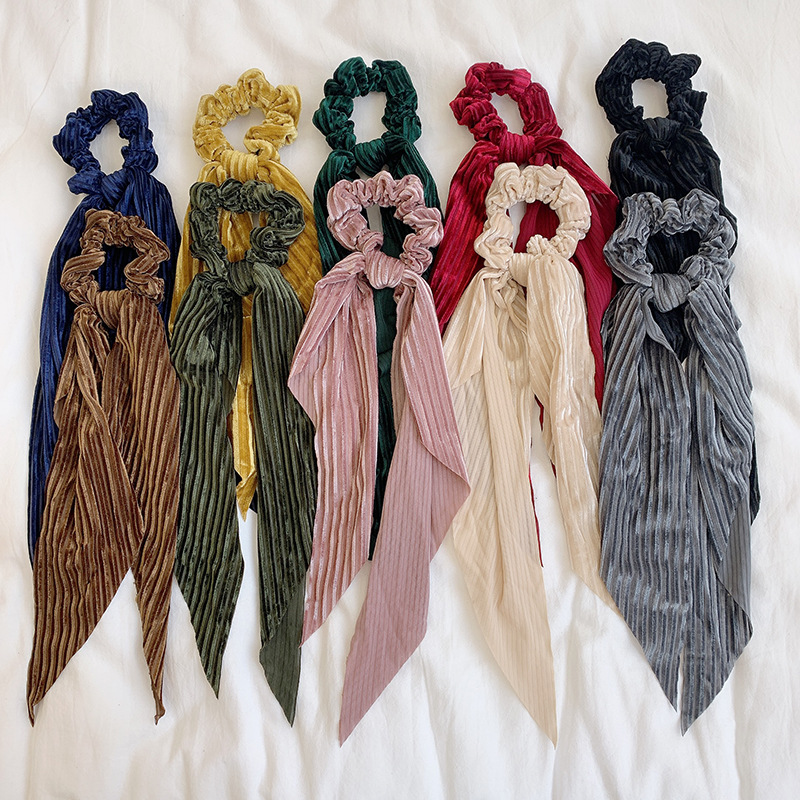 Simple Solid Color Fabric Bow Hair Tie Retro Ponytail Hair Scrunchies Wholesale display picture 1