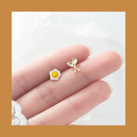 耳钉;戒指;项链