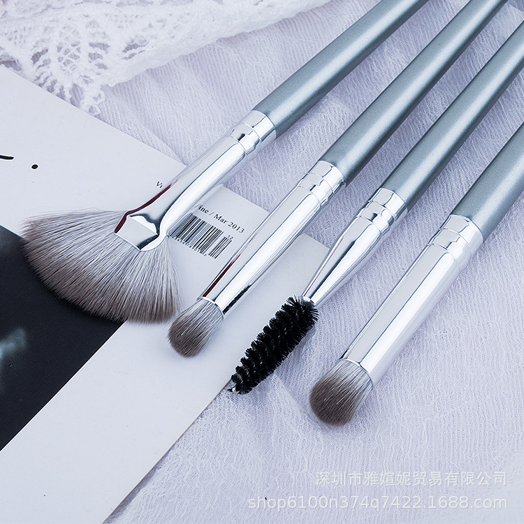 14 piezas Li compañero maquillaje cepillo traje super suave pelo sombra de ojos cepillo corrector cepillo Fundación Blush herramientas de belleza mango de madera