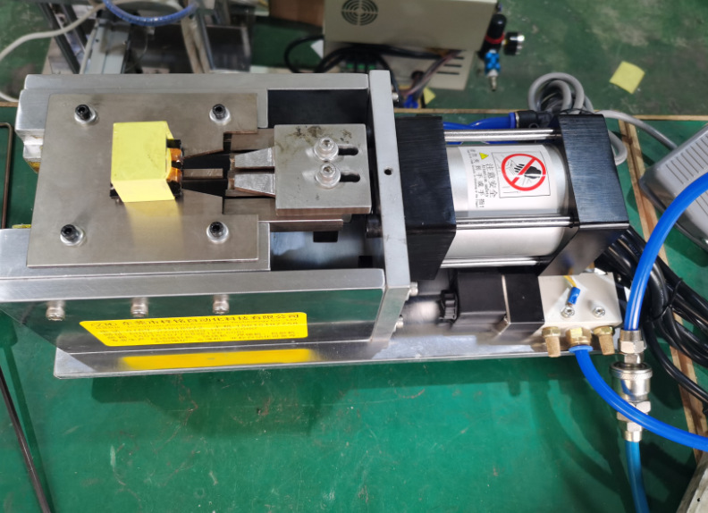 飞线自动成型自动切脚机铜脚变压器自动切脚飞线切脚机铜箔切脚机