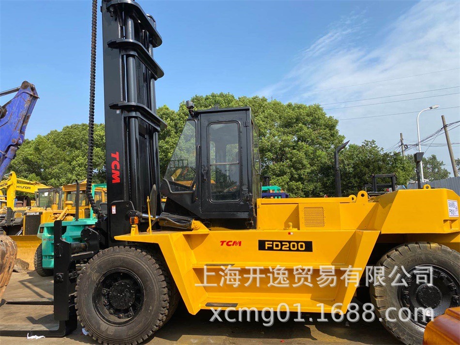 TCM FD200 20吨日本叉车升高6米出售