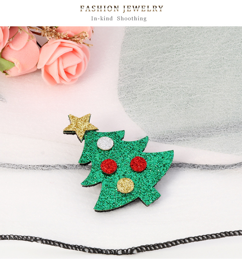 Fashion Christmas Ornaments Fashion Creative Felt Christmas Tree Brooch Wholesale display picture 9