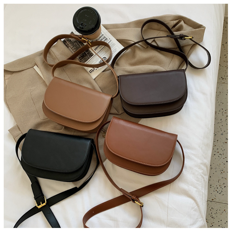 Simple Retro Messenger Saddle Bag display picture 6