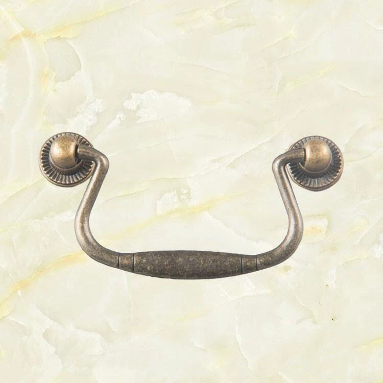 Solid handle