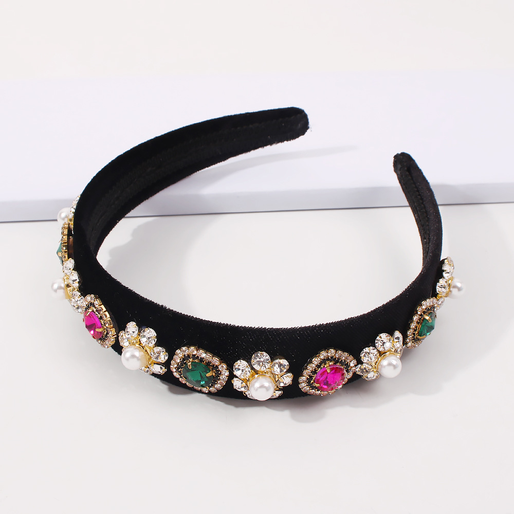 Pearl Gold Velvet Baroque Headband display picture 4