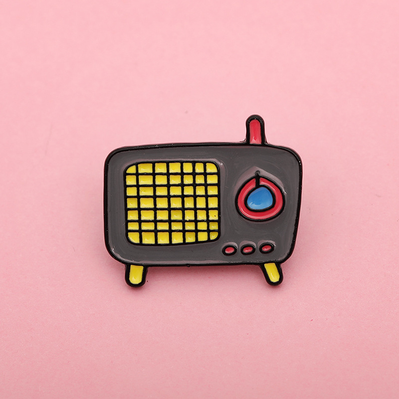 Cartoon Style Game Console Television Alloy Enamel Unisex Brooches display picture 9