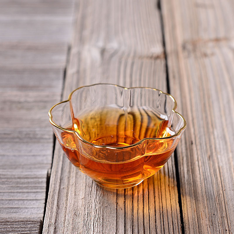 평면 매화 꽃 컵