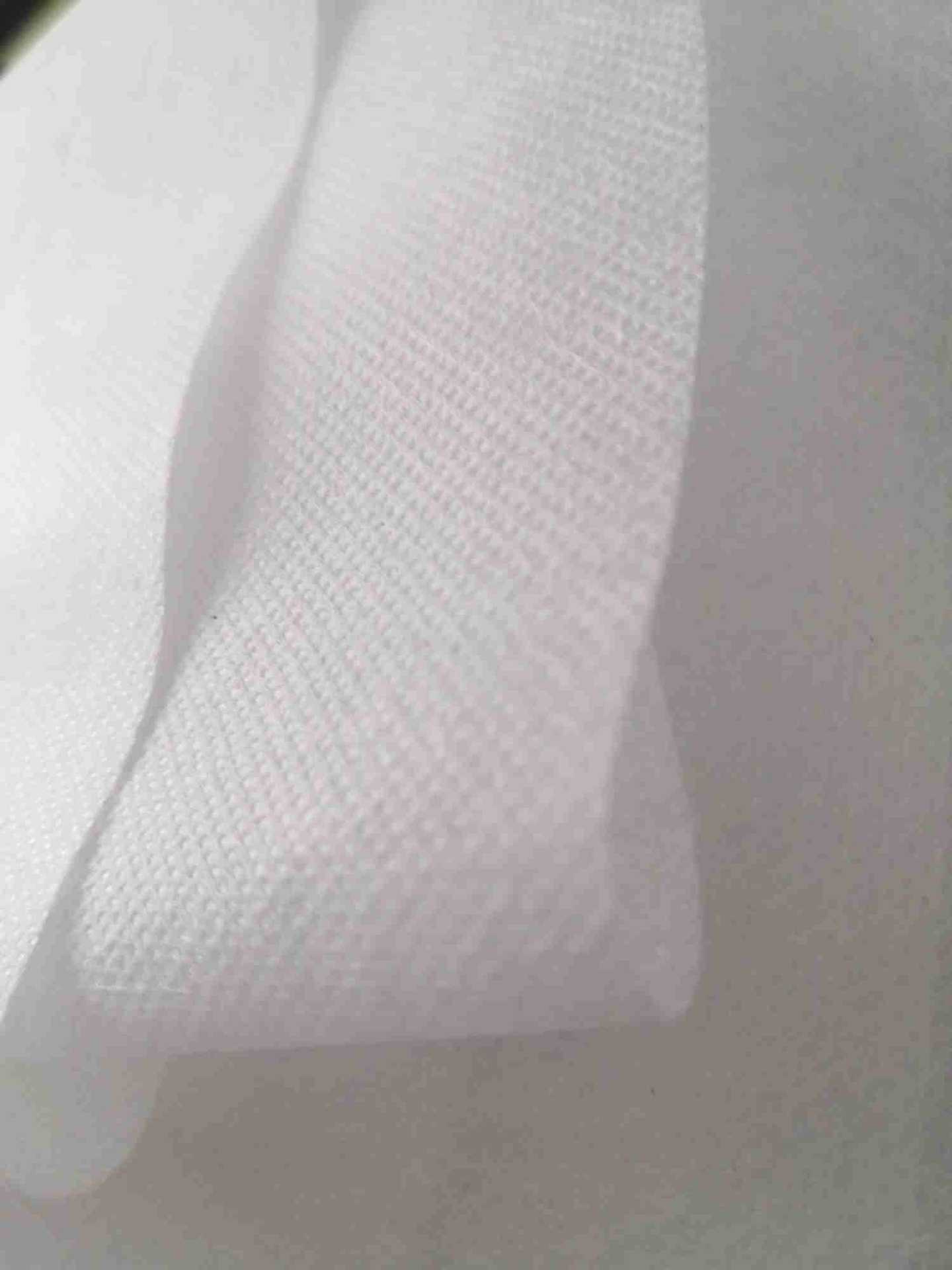 厂家直销SMS无纺布防护服面料阻燃抗静电复合PE防水透气膜无纺布|ms