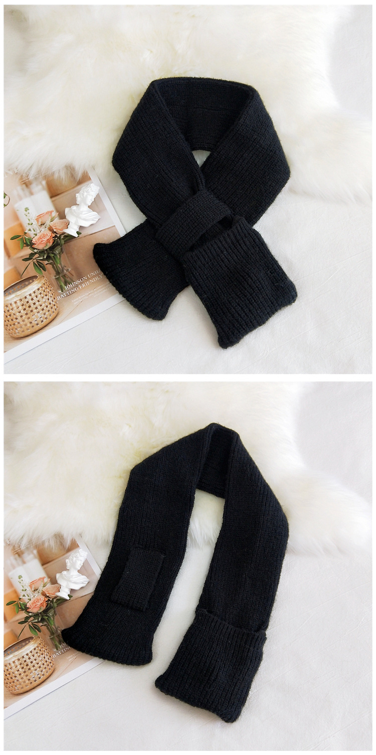 Bags Pure Color Cross Socket Knitted Wool Scarf display picture 3