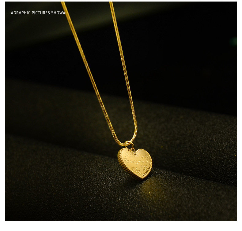 Fashion Wave Side Small Peach Heart Love-shaped Titanium Steel Pendant Clavicle Necklace display picture 3