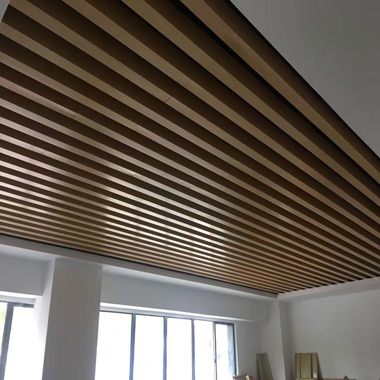 a6c9ec0d2020810c-e24f2a10063c3