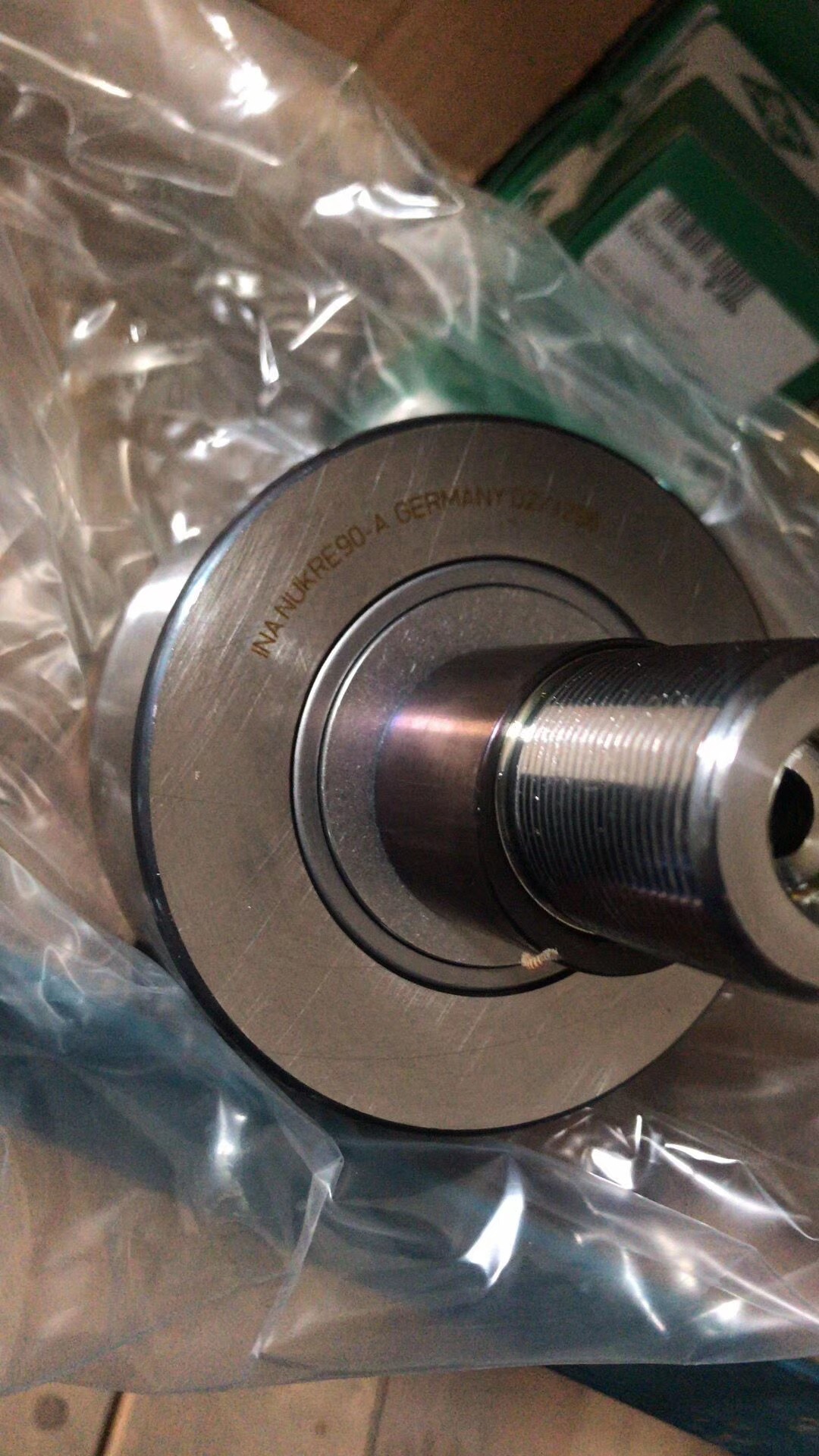 KRV19-PP-A，内六角锁紧,KR19-PP-SK-A轴向引导滚轮轴承