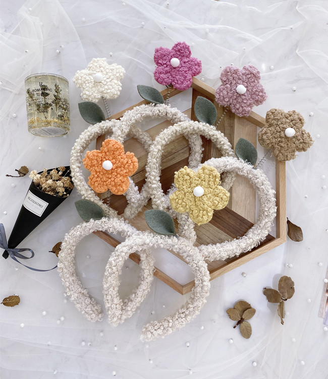 Cartoon Cute Flower Headband Korean Fashion Lamb Plush Wash Cloth Wide-brimmed Headband Hair Bundle Wild Hair Accessories Wholesale Nihaojewelry display picture 20