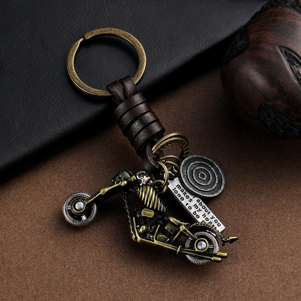 Wholesale Accessories Harley Motorcycle Leather Woven Metal Keychain Nihaojewelry display picture 2