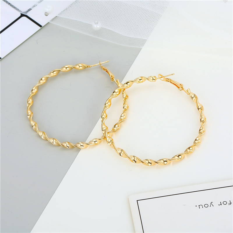 Hot Selling Fashion Exaggerated Personality Big Earrings Wholesale display picture 9