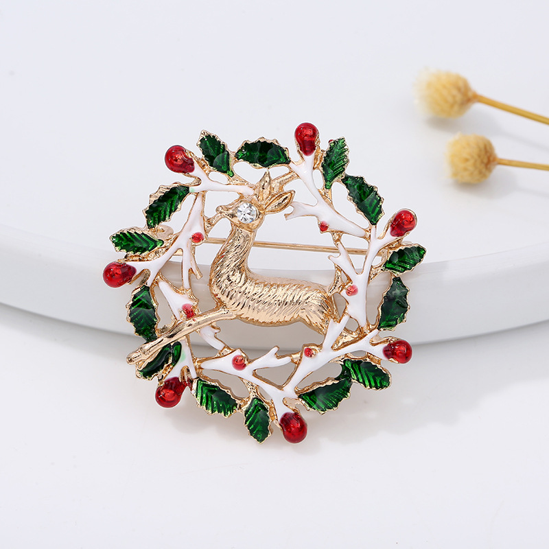 Fashion Elk Alloy Enamel Inlay Rhinestones Women's Brooches display picture 2