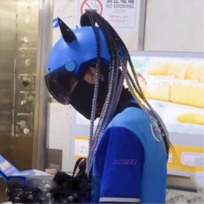 网红同款头盔辫子 摩托车头盔装饰 头盔脏辫 头盔尾巴 厂家现货