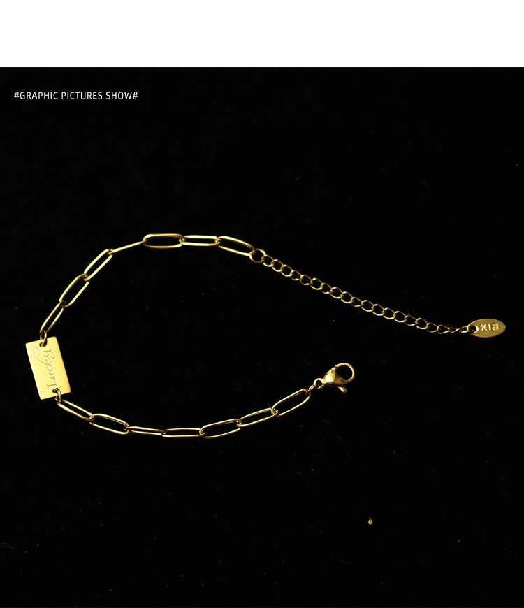 Carré Anglais Lettres Bonne Chance Bracelet Bijoux Titane Acier Plaqué 18 K Véritable Or En Gros Nihaojewelry display picture 5