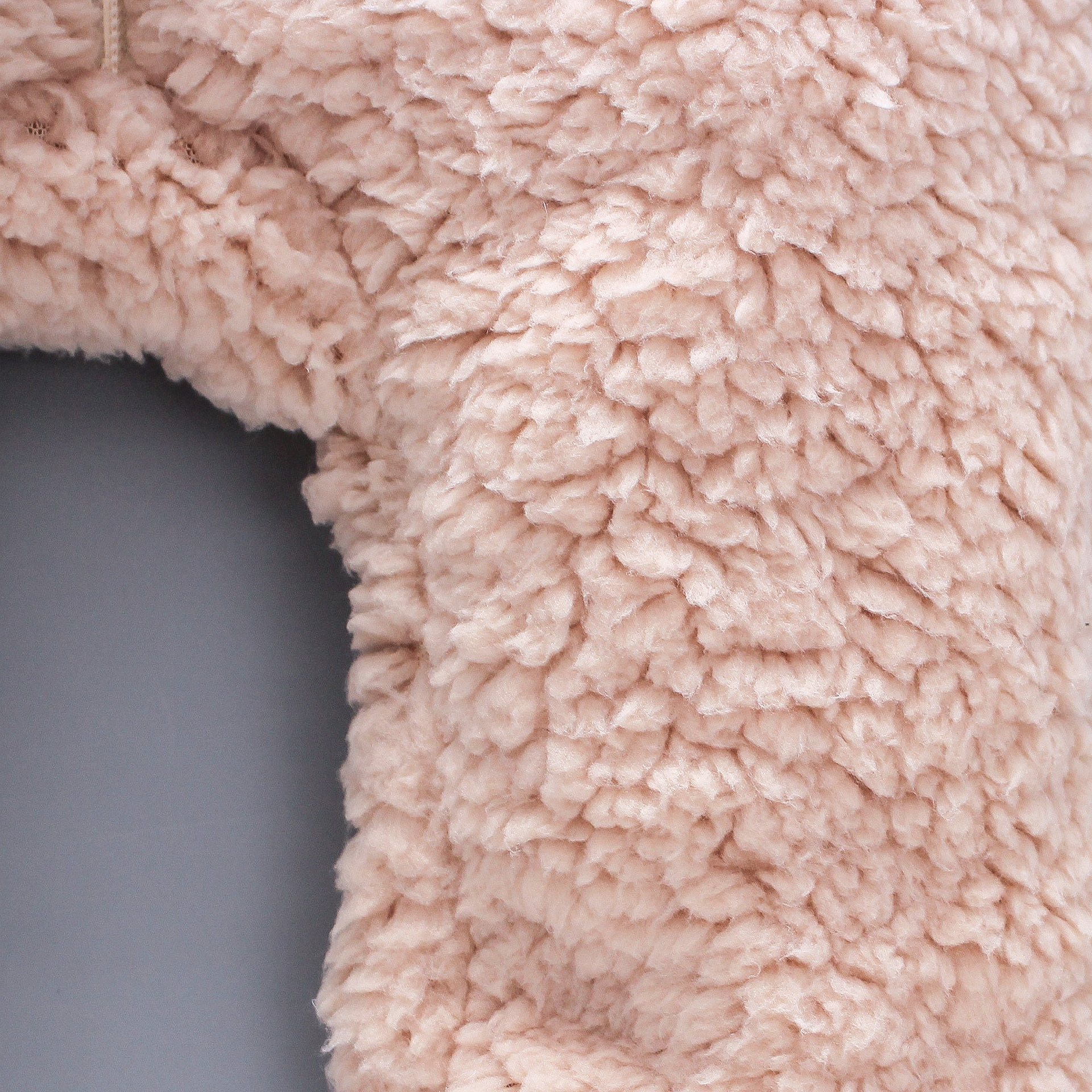 Baby and toddler jumpsuit winter 2024 children's clothing new lamb fur cartoon teddy bear embroidery thick hooded_voghion.com