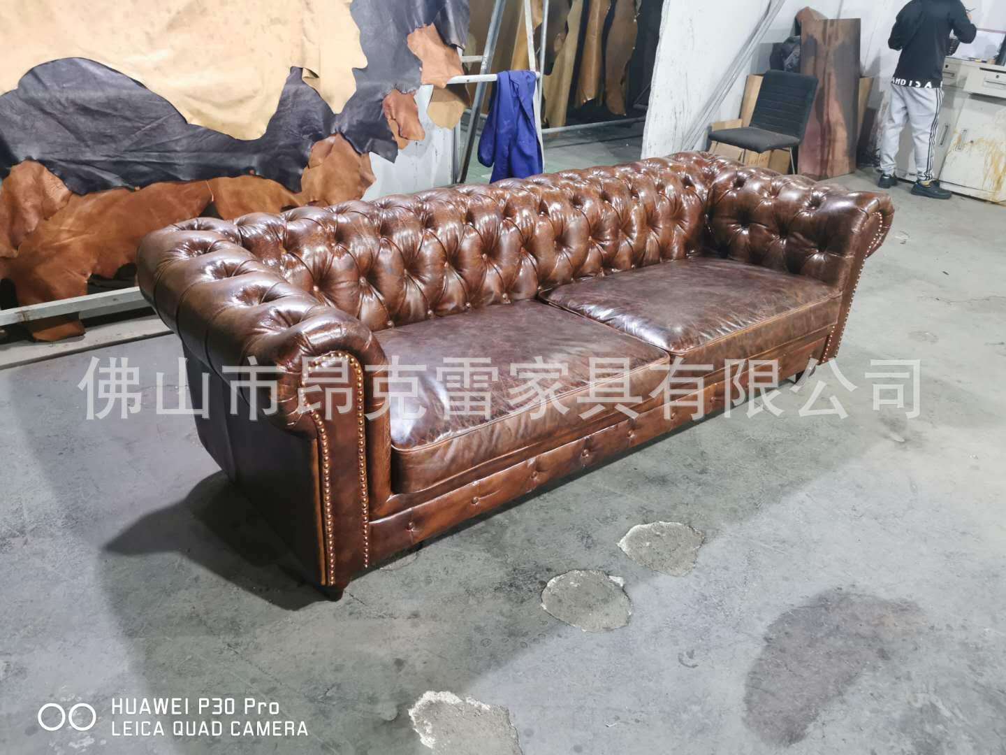 昂克雷工厂欧美复古酒店家具拉扣三人位沙发头层牛皮酒店大堂沙发-阿里巴巴