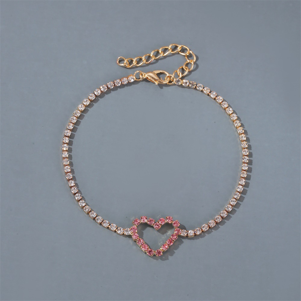 New Bracelet Simple Heart-shaped Bracelet Ladies Personality Hollow Love Bracelet Jewelry Wholesale Nihaojewelry display picture 5