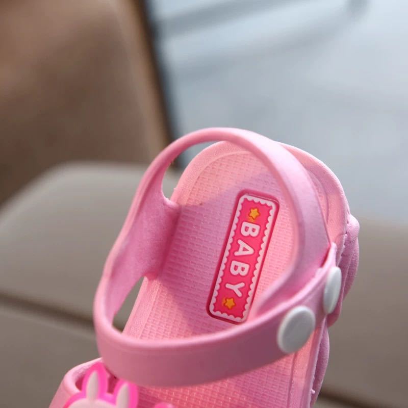 14513152845_1109879052