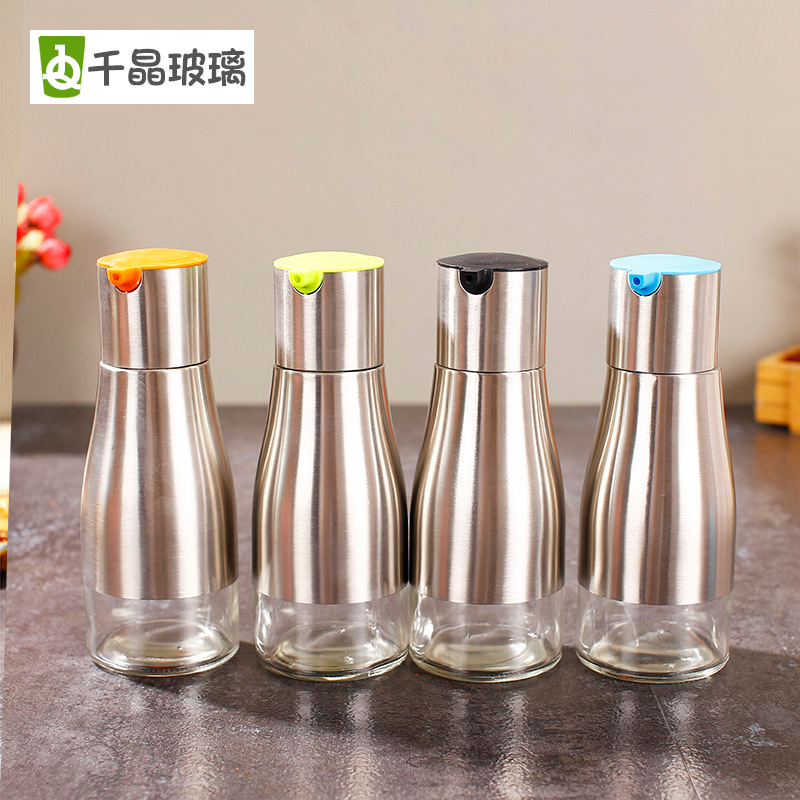 Venta al por mayor engrasador de vidrio controlable salsa de soja botella de vinagre botella de condimento de olla suministros de cocina botella de aceite de acero inoxidable logotipo impreso