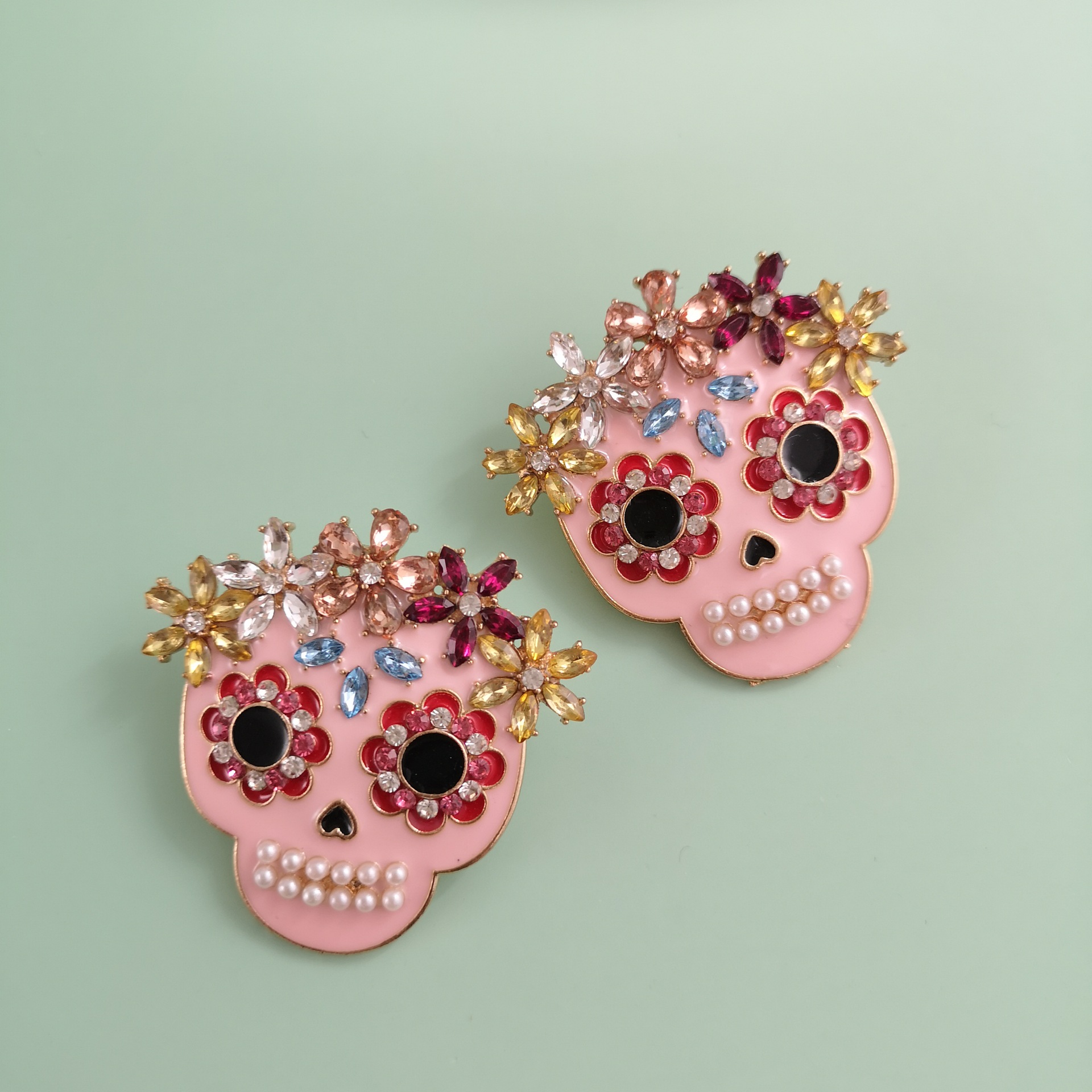 Fashion Skull Diamond Alloy Artificial Gemstones Earrings Ear Studs display picture 2