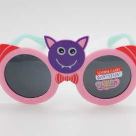 2020儿童新款蝙蝠造型太阳镜有现货，儿童太阳镜，UV400, 6色混