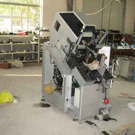 硫化机;裁断机;后帮机