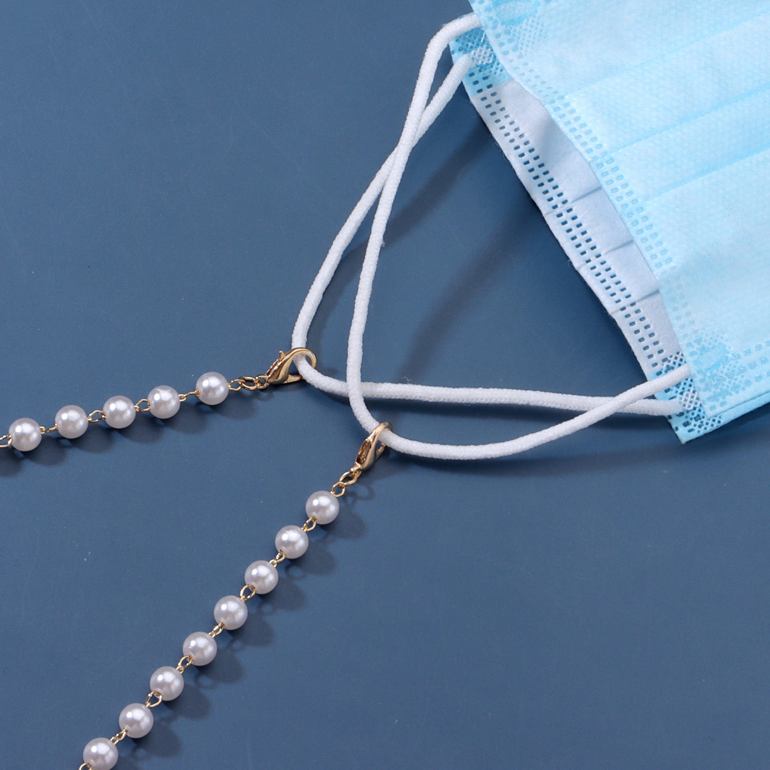 20681999337_602499805