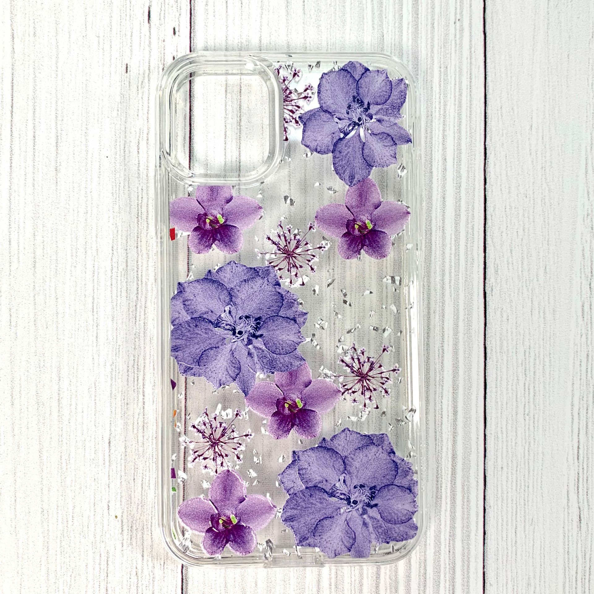 适用苹果15浮雕印图14Promax手机壳紫色碎花13pro透明uv打印壳