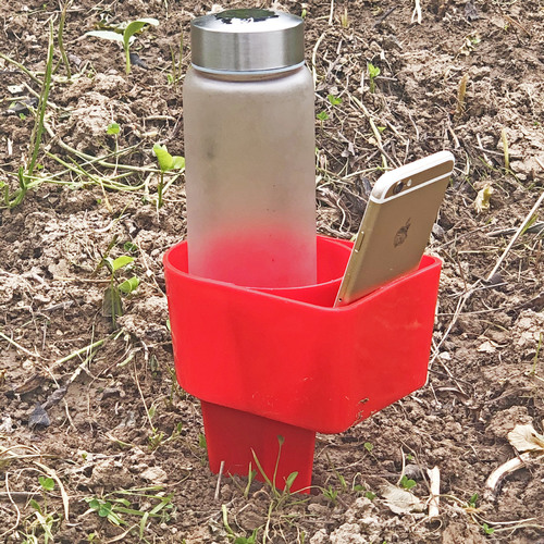 Outdoor seaside beach cup holders for travel mugs, direct factory supply and wholesale—plastic trays available for drop shipping.