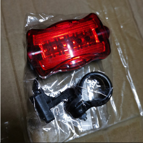 Bicycle tail light butterfly type dry battery rechargeable led light bicycle red warning light accessories mountain