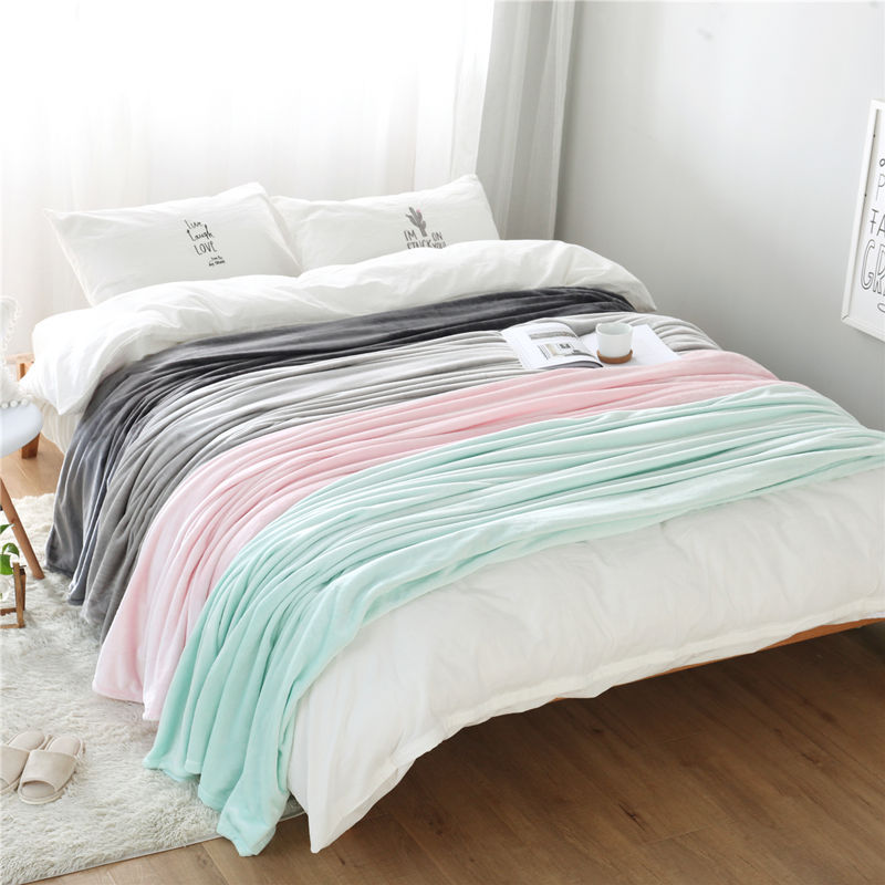 Flannel Coral Velvet Bedspread Blanket Winter Thick Air Conditioning Office Napping Gift