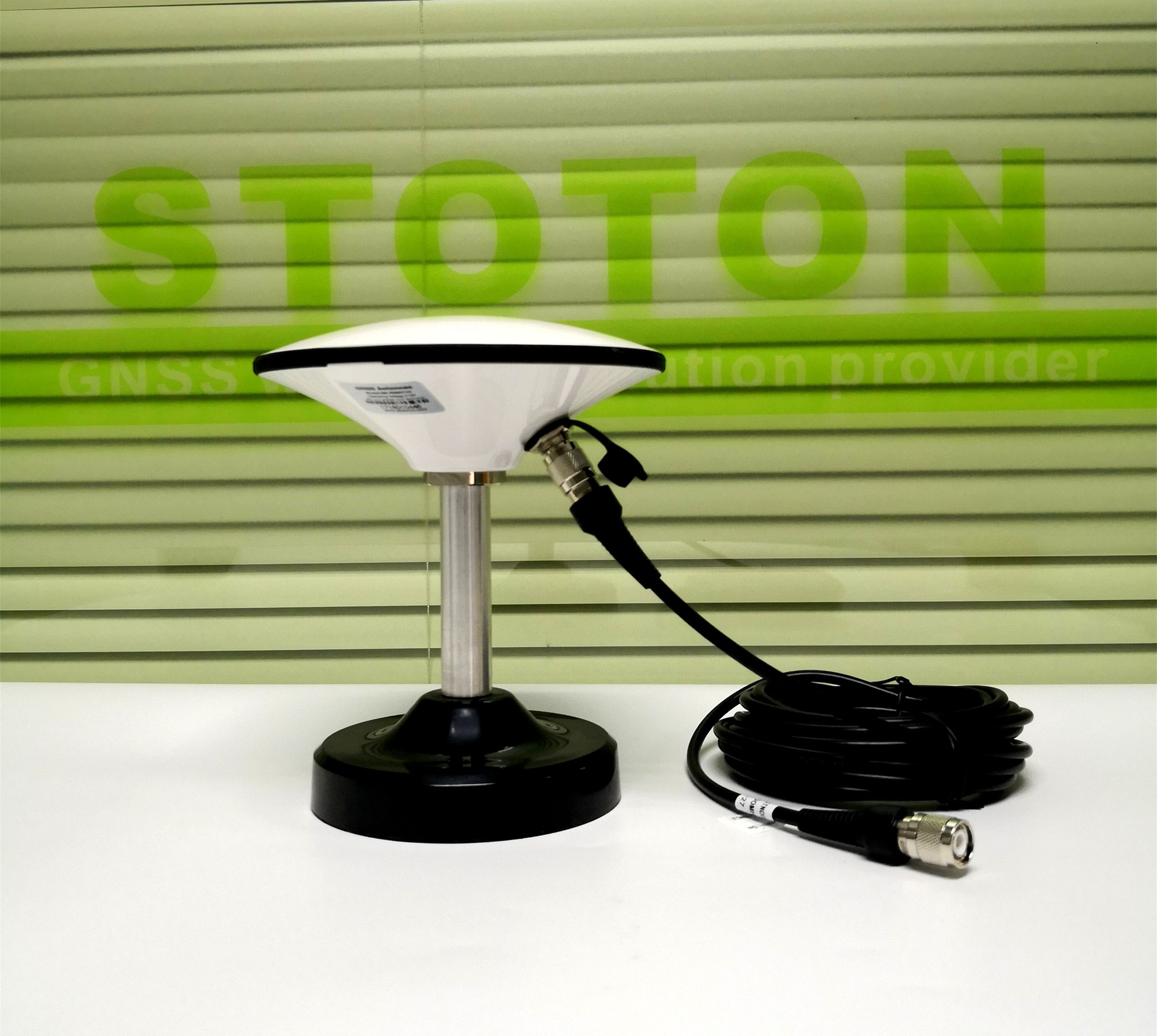 高精度测量测绘天线 GNSS GPS GLONASS 北斗差分GPS天线 TOPGNSS