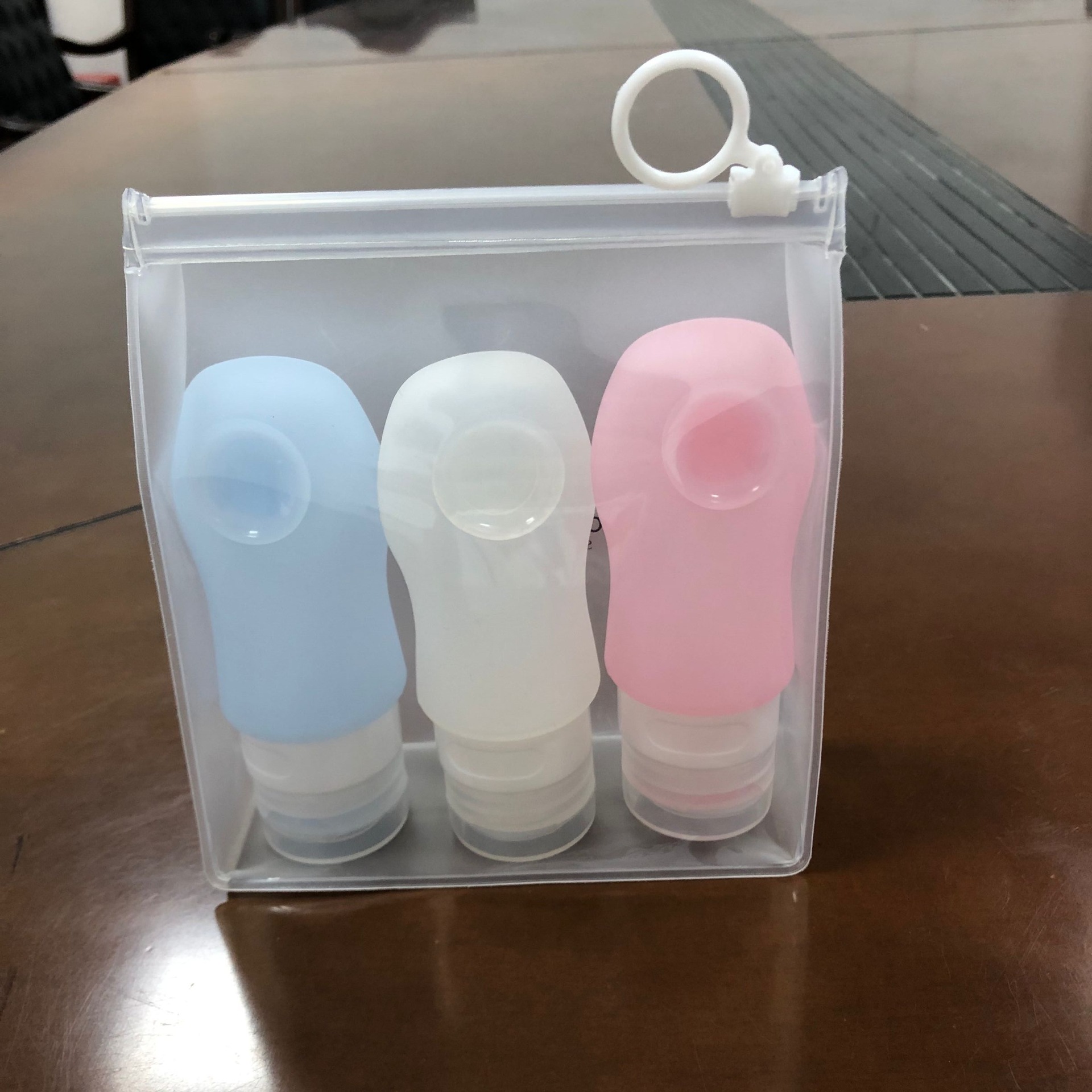 吸盘硅胶消毒液分装瓶套装 可携带上飞机