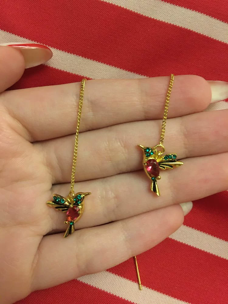 Серьги , ювелирное изделие, цирконий, желание