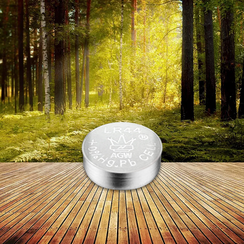 Button batteries LR44 Money detector lights computer Finger Lights watch AG13 Cylindrical button Electronics