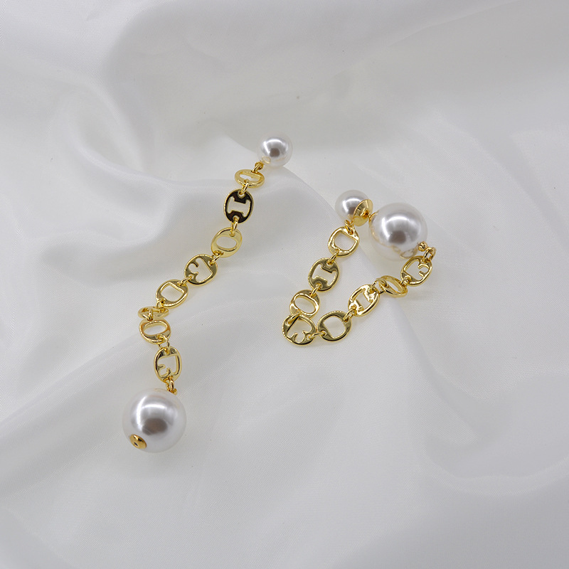 Mode Coréenne Simple Chaîne De Perles Gland Longues Boucles D&#39;oreilles En Gros Nihaojewelry display picture 4