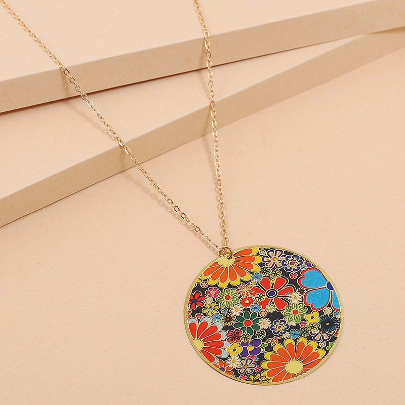 Exaggerated Color Oil Drop Flower Disc Necklace Fashion Trend Retro Bohemian Necklace Wholesale Nihaojewelry display picture 5
