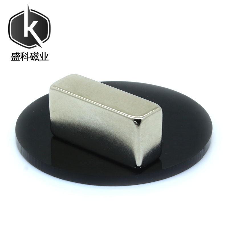 F30*15*15长方形吸铁石 稀土钕铁硼强磁铁30×15×15 方块磁钢