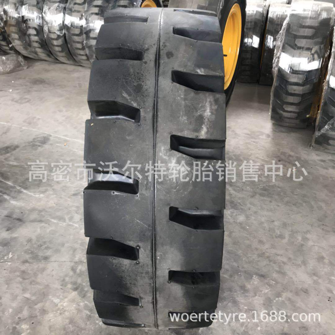 厂家销售装载机实心轮胎17.5-25 20.5/23.5-25 工程轮胎